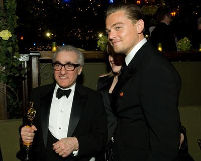 Martin Scorsese a Leonardo DiCaprio při předávání Oscarů, kde získal jejich poslední film Skrytá identita cenu za střih, režii a také nejprestižnější ocenění za nejlepší film roku.